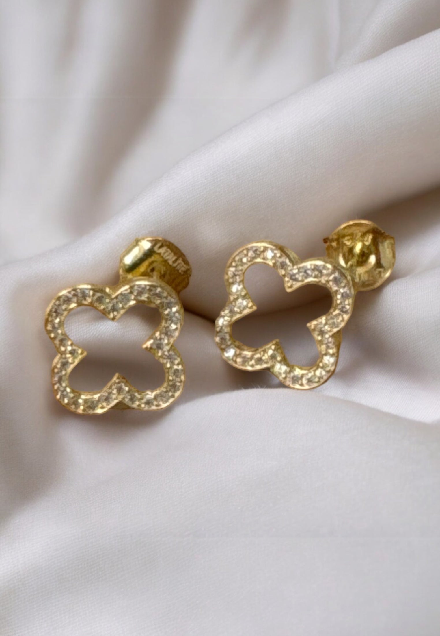 Open Clover Bracelet